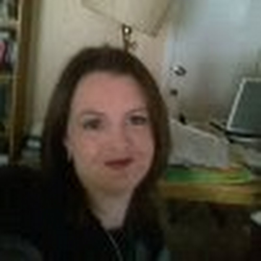 Meet your Posher, Chrissie